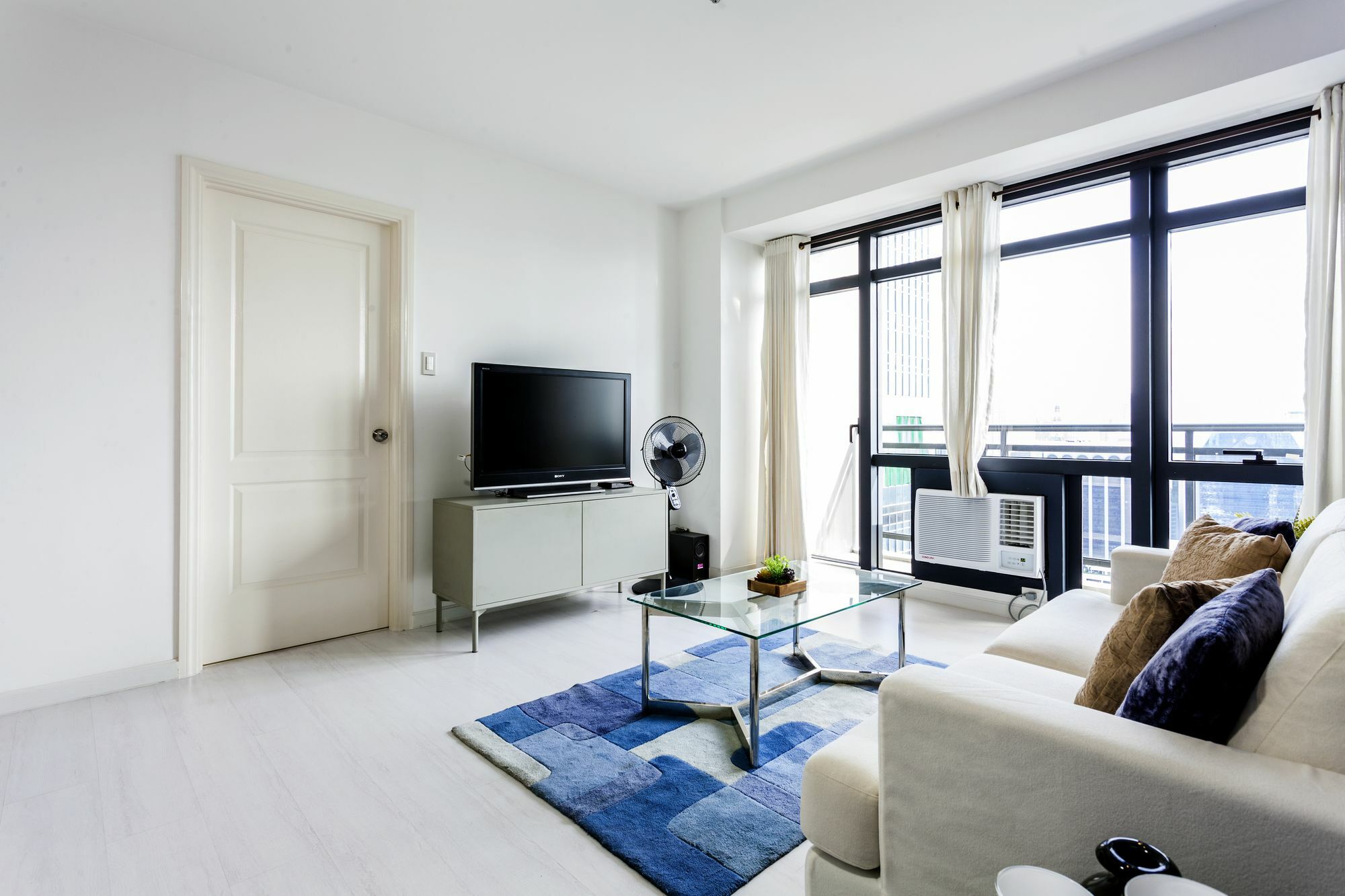 The Gramercy Residences By Stayhome Asia Makati City Exterior foto